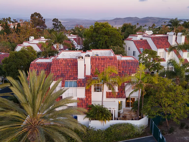 48 La Paloma — Photo 53
