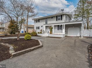 152 Bowsprit Rd, Manahawkin, NJ 08050