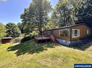 2782 Kuebler St, Salem, OR 97302