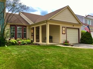 81 Bedford Rd, Mundelein, IL 60060