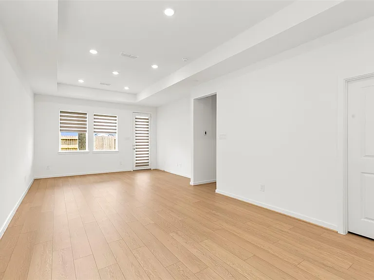 22114 Ingham Bluff Ln — Photo 11