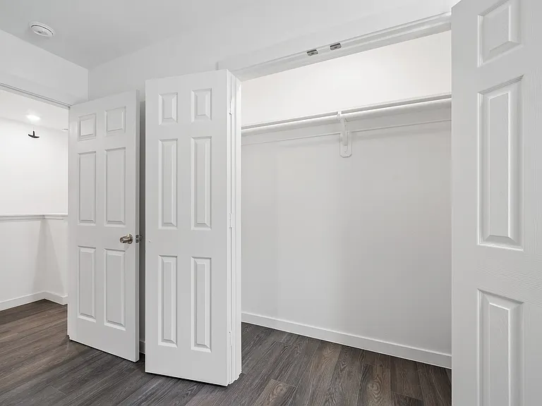 7413 Shotwell St #B — Photo 40