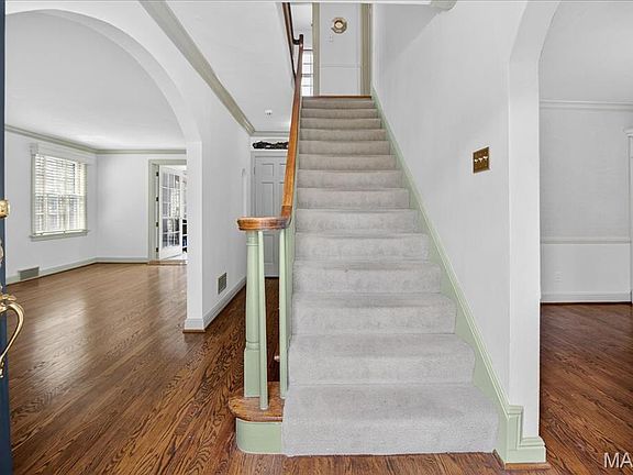 5th image of 307 Woodside Dr