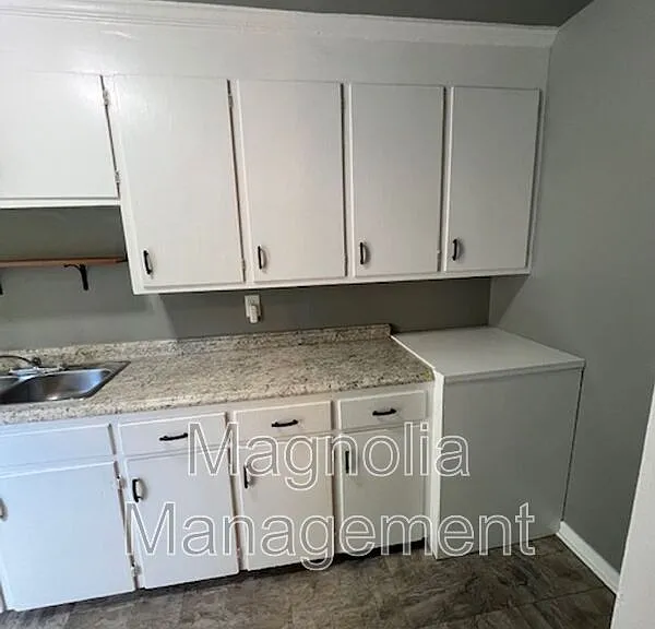 1212 Parham St — Photo 13
