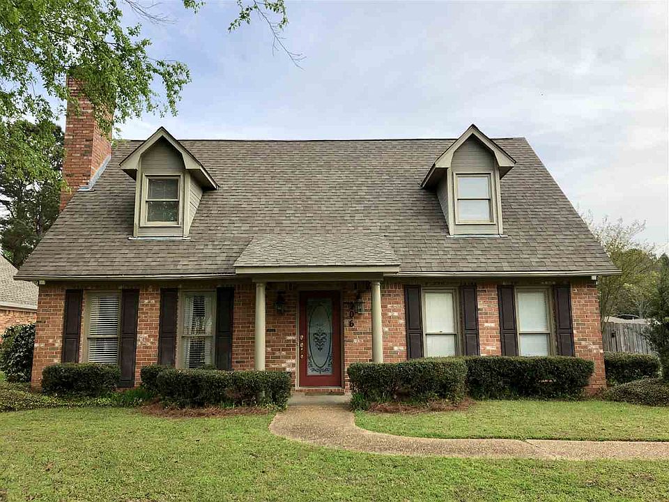 1st image of 206 Heritage Dr