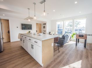 1651 W 37th Pl #1651RM104, Los Angeles, CA 90018