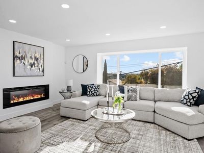 327 S 38th St, San Diego, CA, 92113