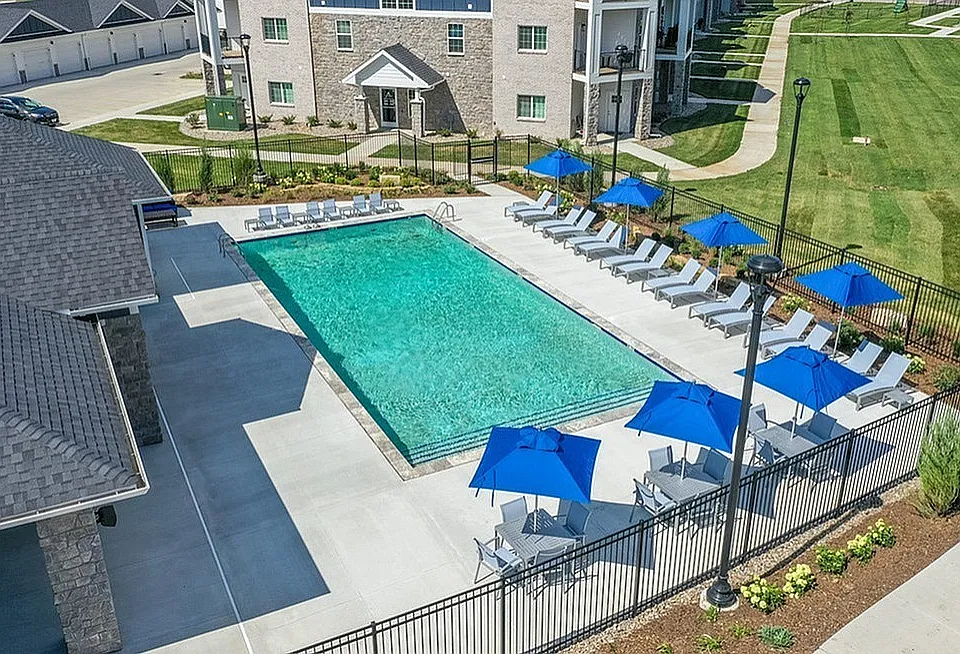 The Summit at Heritage Apartments