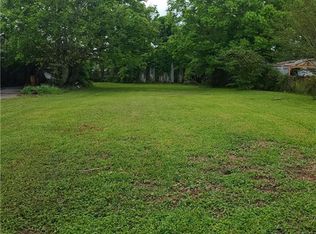 7921 Lamb Rd, New Orleans, LA 70126