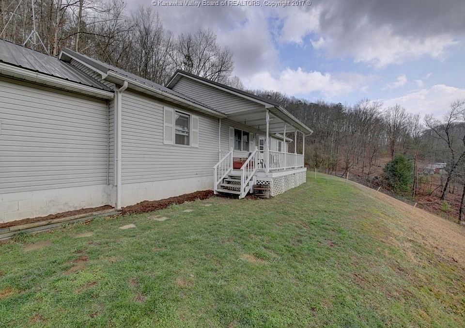 1st image of 1988 Valley View Dr