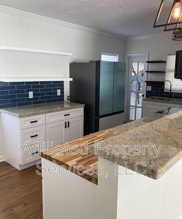 1st image of 5101 Spruce Ave
