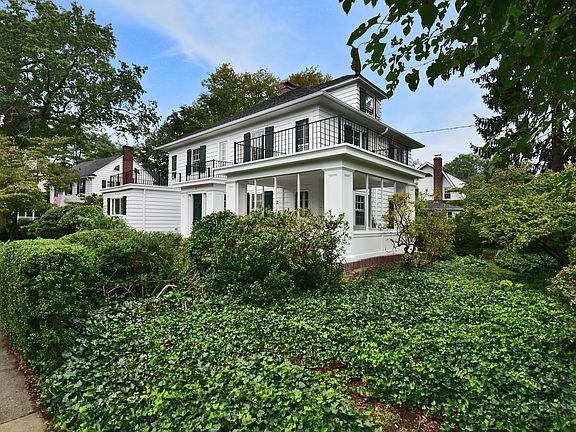 2nd image of 87 Longvale Rd