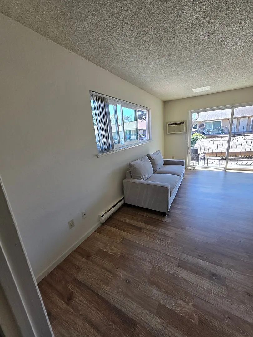 1BR Apartment Near Downtown Campbell | Updated Kitchen + Easy Freeway Access — Photo 4