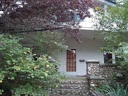 829 Wilkerson Ave — Photo 1