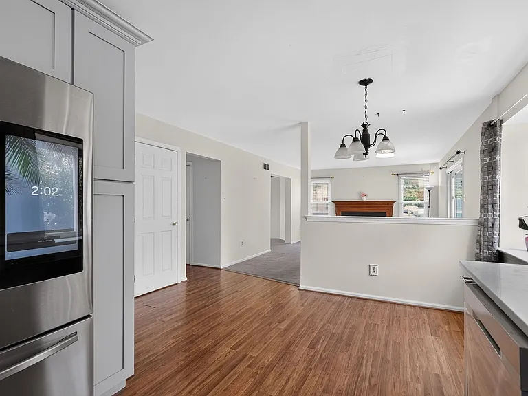 402 Candlewood Way — Photo 16