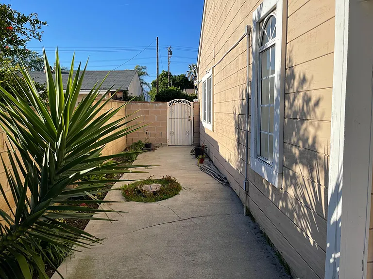1215 Bayport Cir — Photo 22