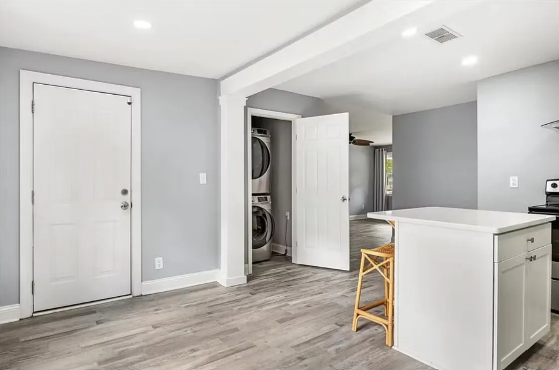 4 bed, 1416 sqft, $750 — Photo 3