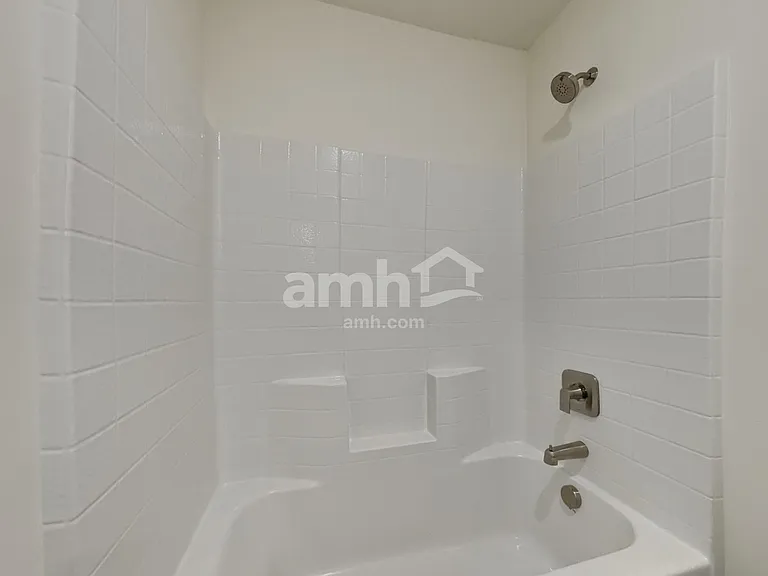 1546 N Alderleaf Ave — Photo 20