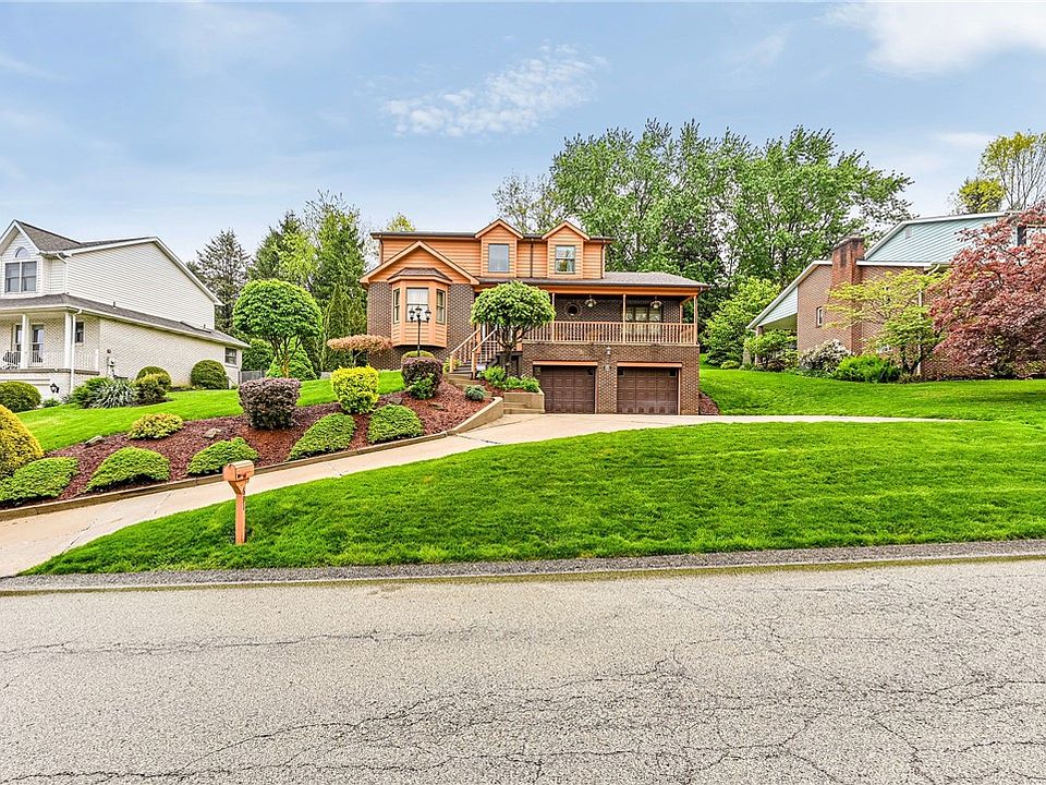 1st image of 691 Adele Dr