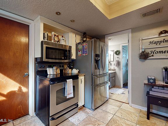 4th image of 2146 Timber Creek Ct S