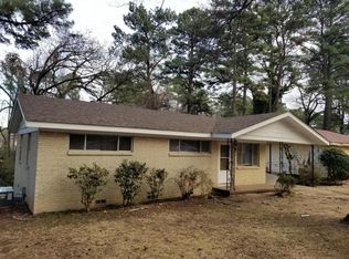 8 Woodcliff Cir, Little Rock, AR 72204