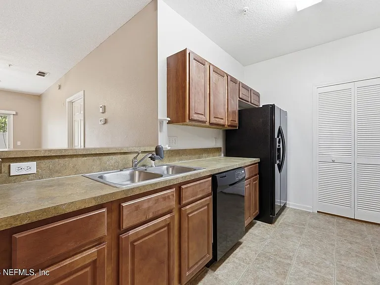 3680 Kirkpatrick Cir #4 — Photo 12