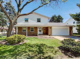 5958 S 18th St, Milwaukee, WI 53221