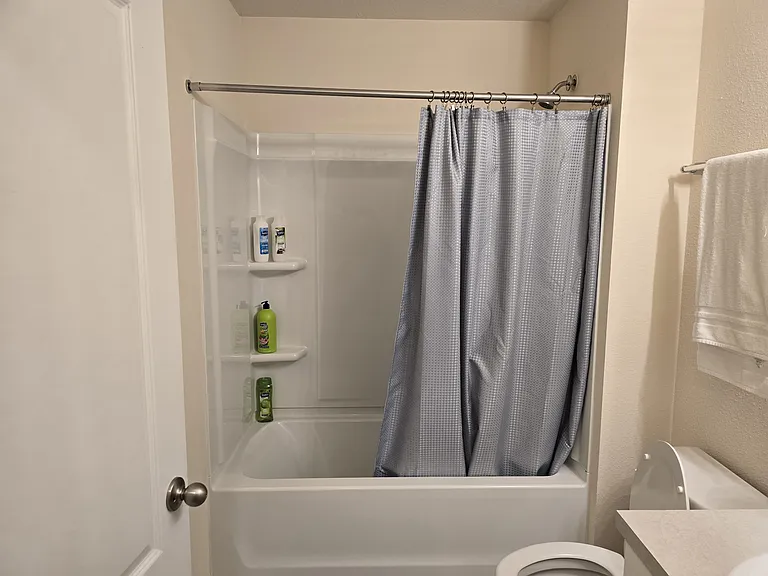 240 Pasadena Dr — Photo 107