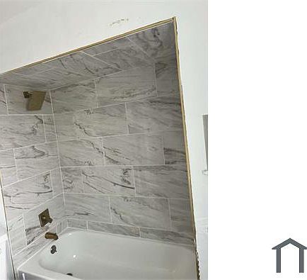 5th image of 16707 Stockbridge Ave