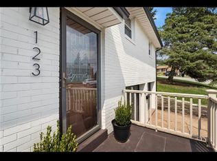 123 Lilmont Dr, Pittsburgh, PA 15218
