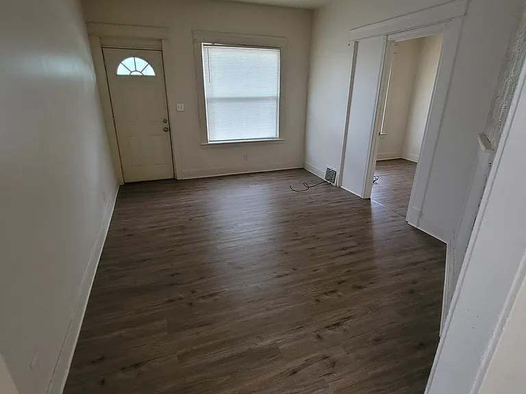 8001 Force Ave #UP — Photo 8