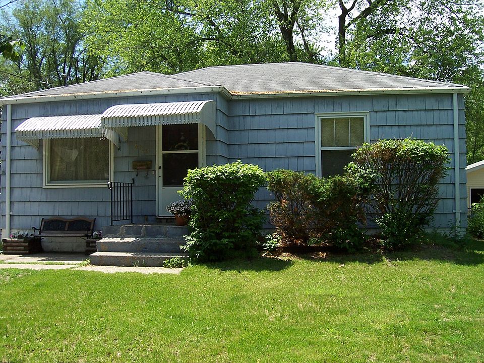 2nd image of 4120 14th St