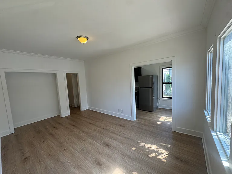 117 N Reno St #2 — Photo 5