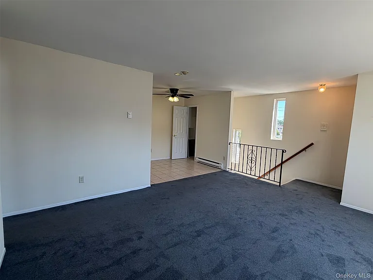 44 Athens Ct — Photo 4