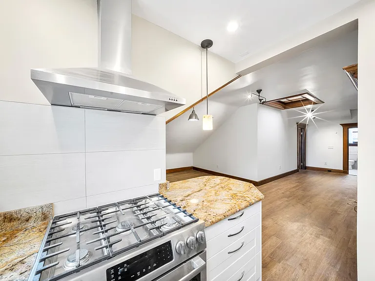 41 Fulton St #2 — Photo 17
