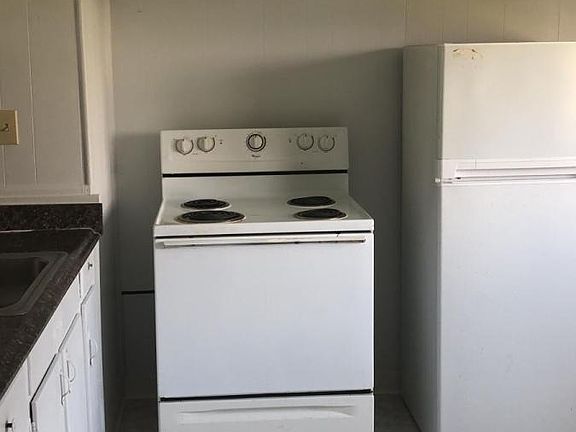 5th image of 3640 Cushing Dr APT A