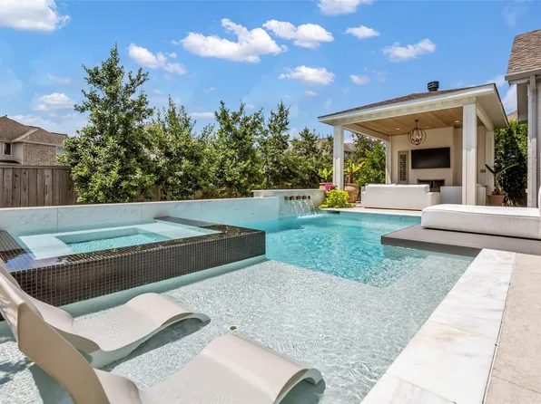 18 Botanical Vista Dr, Tomball, TX 77375