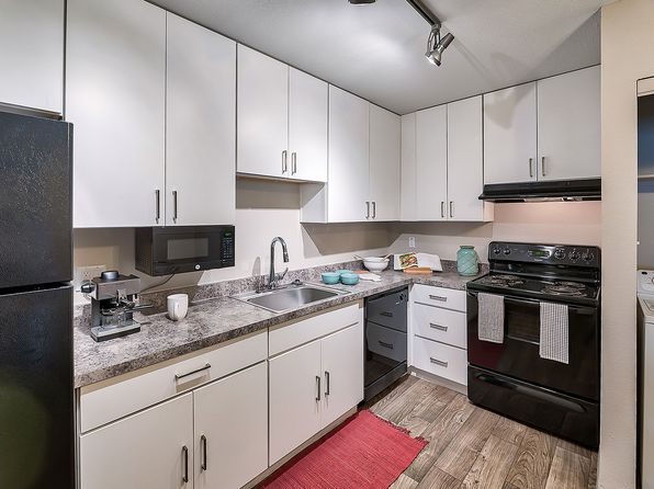 275 W Juniper Ave APT 1012