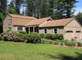 15 Pierce Ln, Hollis, NH 03049