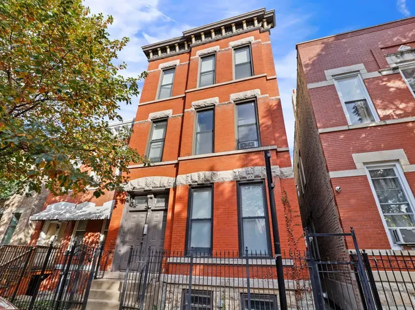 1822 W Huron St APT 3R, Chicago, IL 60622