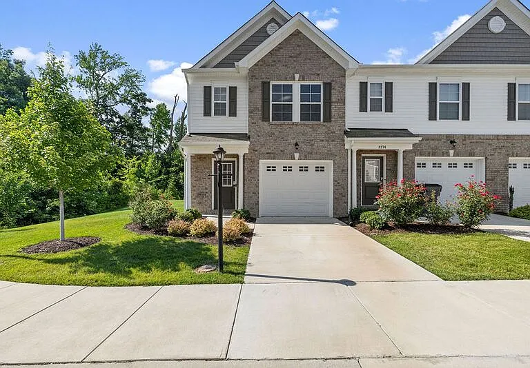 3372 Dewsberry Ln — Photo 1