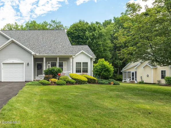 53 Oakmont Street, Niskayuna, NY 12309