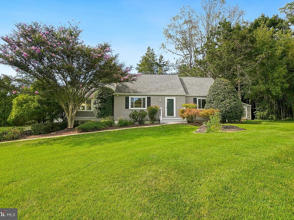 1st image of 15400 Layhill Rd