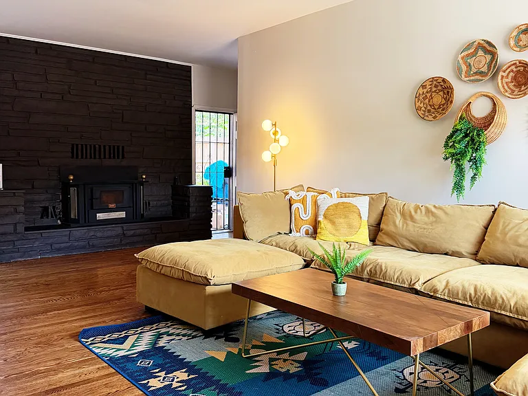 640 W Orman Ave — Photo 39