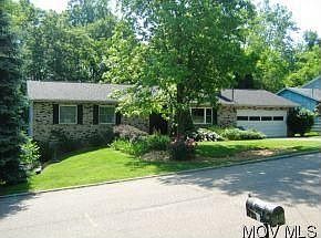 1st image of 115 Woodcrest Dr