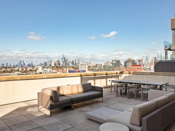 229 9th Street image 14 of 16