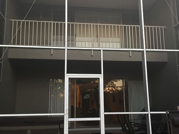 3rd image of 1528 Lago Vista Blvd