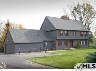 19500 Beck Rd, Northville, MI 48167