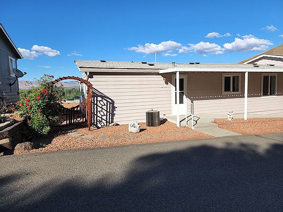 2nd image of 51 Leisure Hill Dr