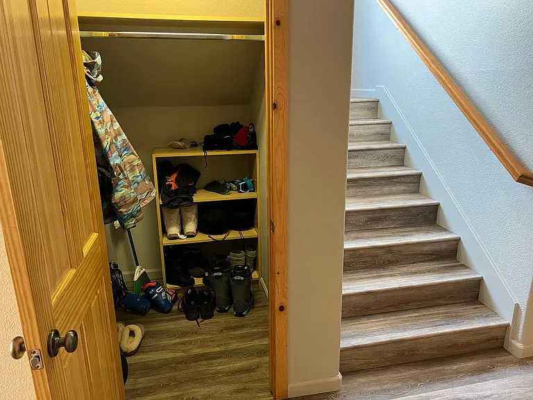 10075 Nicolas Dr — Photo 7